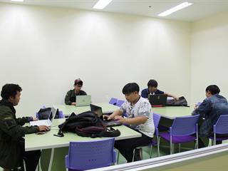 พบกับแลนด์มาร์กใหม่ของคนชอบอ่าน,ได้ที่ชั้น,4,มุมนักวิจัย,Researcher,Area