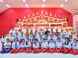สาขาวิชาศิลปะการแสดง,คณะสถาปัตยกรรมศาสตร์และศิลปกรรมศาสตร์,มหาวิทยาลัยพะเยา,จัดพิธีไหว้ครูและครอบครูนาฏศิลป์ไทย