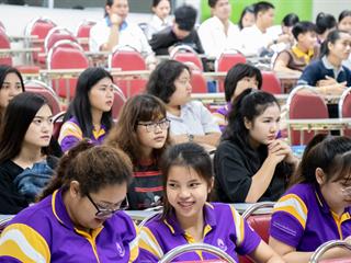 สาขาวิชาภาษาฝรั่งเศส,คณะศิลปศาสตร์,มหาวิทยาลัยพะเยาร่วมกับสถานเอกอัครราชทูตฝรั่งเศส,ประจำประเทศไทย,จัดกิจกรรมฉายภาพยนตร์ภายใต้โครงการ,<,Cine