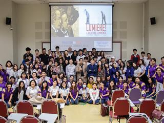 สาขาวิชาภาษาฝรั่งเศส,คณะศิลปศาสตร์,มหาวิทยาลัยพะเยาร่วมกับสถานเอกอัครราชทูตฝรั่งเศส,ประจำประเทศไทย,จัดกิจกรรมฉายภาพยนตร์ภายใต้โครงการ,<,Cine