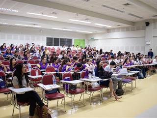 สาขาวิชาภาษาฝรั่งเศส,คณะศิลปศาสตร์,มหาวิทยาลัยพะเยาร่วมกับสถานเอกอัครราชทูตฝรั่งเศส,ประจำประเทศไทย,จัดกิจกรรมฉายภาพยนตร์ภายใต้โครงการ,<,Cine
