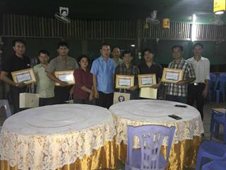 คณะเกษตรศาสตร์และทรัพยากรธรรมชาติ,,ดำเนินการโครงการบริการวิชาการ,เรื่อง,อบรมเชิงปฏิบัติการปรับปรุงพันธุ์โคเนื้อคุณภาพโดยวิธีผสมเทียมโค,ให้กับบุคลากรแขวงอุดมไชย,
