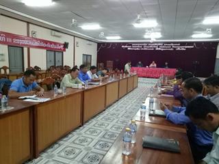คณะเกษตรศาสตร์และทรัพยากรธรรมชาติ,,ดำเนินการโครงการบริการวิชาการ,เรื่อง,อบรมเชิงปฏิบัติการปรับปรุงพันธุ์โคเนื้อคุณภาพโดยวิธีผสมเทียมโค,ให้กับบุคลากรแขวงอุดมไชย,