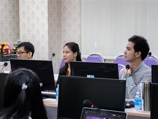 คณะศิลปศาสตร์,มหาวิทยาลัยพะเยา,ให้การต้อนรับ,Mrs.,Caroline,Schmitt,,ผู้ช่วยทูตฝ่ายความร่วมมือทางการศึกษาและภาษาศาสตร์,ประจำสถานทูตฝรั่งเศส,ประเทศไทย