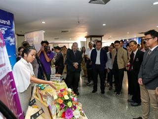 ม.พะเยา,ร่วมบูรณาการสร้างความรู้,ความเข้าใจ,ยกระดับโอทอป,ใน,“กิจกรรมOTOP,สัญจร”