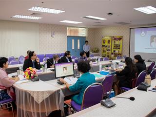 คณะศิลปศาสตร์,มหาวิทยาลัยพะเยา,ให้การต้อนรับคณะกรรมการประเมินครูผู้สมควรได้รับพระราชทานรางวัลสมเด็จเจ้าฟ้ามหาจักรี,ในส่วนของสำนักงานเลขาธิการคุรุสภา,ครั้งที่,3,ปี,พ.ศ.,2562
