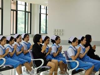 คณะทันตแพทยศาสตร์,น้อมสำนึกในพระมหากรุณาธิคุณต่อสมเด็จพระศรีนครินทราบรมราชชนนี