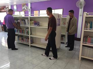 คณะศิลปศาสตร์,และบุคลากรศูนย์บรรณสารและสื่อการศึกษา,มหาวิทยาลัยพะเยา,,ประชุมเตรียมความพร้อมดำเนินโครงการ,“ปันรักห้องสมุดเพื่อการเรียนรู้,ปี,4”
