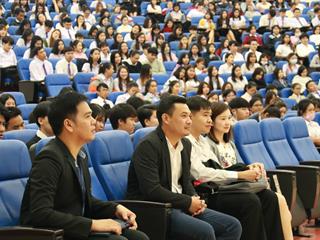 งานพัฒนานิสิต,คณะวิทยาการจัดการและสารสนเทศศาสตร์,มหาวิทยาลัยพะเยา,จัดโครงการปัจฉิมนิเทศนิสิต,พัฒนาศักยภาพนิสิตโดยผู้ประกอบการ,ประจำปีการศึกษา,2561,