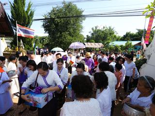 มหาวิทยาลัยพะเยา,ทำบุญถวายผ้ากฐินมหาวิทยาลัยพะเยา,ประจำปี,2561,ณ,วัดบ้านโซ้,จ.พะเยา