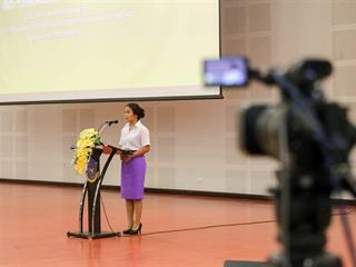 มหาวิทยาลัยพะเยา,จัดการประกวดสุนทรพจน์เฉลิมพระเกียรติ,"พระบรมราชจักรีวงศ์",ชิงถ้วยพระราชทาน,"รัชกาลที่10"