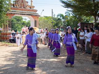 คณะศิลปศาสตร์,ร่วมทำบุญถวายผ้ากฐินมหาวิทยาลัยพะเยา,ประจำปี,2561,ณ,วัดบ้านโซ้,จ.พะเยา