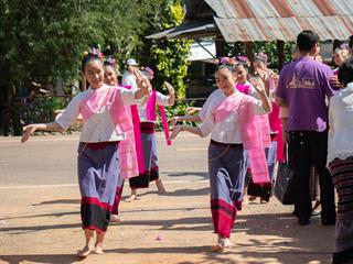 คณะศิลปศาสตร์,ร่วมทำบุญถวายผ้ากฐินมหาวิทยาลัยพะเยา,ประจำปี,2561,ณ,วัดบ้านโซ้,จ.พะเยา