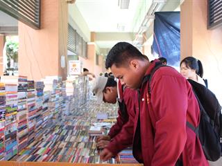 บรรยากาศงานตลาดนัดหนังสือ,(BOOK,FAIR,2018)
