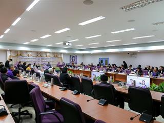 มหาวิทยาลัยพะเยา,จัดพิธีส่งและรับมอบงานในหน้าที่,ตำแหน่งอธิการบดี,มหาวิทยาลัยพะเยา,ระหว่าง,ศาสตราจารย์พิเศษ,ดร.มณฑล,สงวนเสริมศรี,และ,รองศาสตราจารย์,ดร.สุภกร,พงศบางโพธิ์