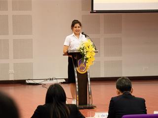 นิสิตสาขาวิชาภาษาไทย,คณะศิลปศาสตร์,มหาวิทยาลัยพะเยา,เข้าสู่รอบ,“ชิงชนะเลิศ”ระดับประเทศ,,การประกวด,“สุนทรพจน์อุดมศึกษา,เฉลิมพระเกียรติ,พระบรมราชจักรีวงศ์,ประจำปี,2561”,,ชิงถ้วยพระราชทานสมเด็จพระเจ้าอยู่หัว,มหาวชิราลงกรณ์,บดินทรเทพยวรางกูร