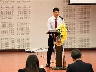 นิสิตสาขาวิชาภาษาไทย,คณะศิลปศาสตร์,มหาวิทยาลัยพะเยา,เข้าสู่รอบ,“ชิงชนะเลิศ”ระดับประเทศ,,การประกวด,“สุนทรพจน์อุดมศึกษา,เฉลิมพระเกียรติ,พระบรมราชจักรีวงศ์,ประจำปี,2561”,,ชิงถ้วยพระราชทานสมเด็จพระเจ้าอยู่หัว,มหาวชิราลงกรณ์,บดินทรเทพยวรางกูร