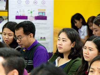 คณะศิลปศาสตร์,เข้าร่วมนิทรรศการ,UP,INNOVATIVE,STARTUP,SPACE,&,GSB,INNOVATIVE,CLUB,และนำเสนอผลงาน,3,Applications,และ,3,Booklets,เพื่อการศึกษาและเรียนรู้ทางภาษา,,ณ,อุทยานวิทยาศาสตร์,(UP,SPARK),มหาวิทยาลัยพะเยา