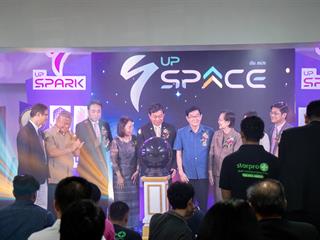 คณะศิลปศาสตร์,เข้าร่วมนิทรรศการ,UP,INNOVATIVE,STARTUP,SPACE,&,GSB,INNOVATIVE,CLUB,และนำเสนอผลงาน,3,Applications,และ,3,Booklets,เพื่อการศึกษาและเรียนรู้ทางภาษา,,ณ,อุทยานวิทยาศาสตร์,(UP,SPARK),มหาวิทยาลัยพะเยา