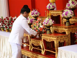 มหาวิทยาลัยพะเยา,วางพานพุ่มดอกไม้สด,เนื่องใน,“วันพระบิดาแห่งฝนหลวง”ประจำปี,2561,น้อมรำลึกในพระมหากรุณาธิคุณของ,พระบาทสมเด็จพระปรมินทรมหาภูมิพลอดุลยเดช,บรมนาถบพิตร,ณ,ศาลาประชาคม,จังหวัดพะเยา