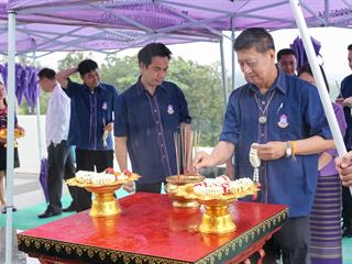 อธิการบดีนำทีมคณะผู้บริหารชุดใหม่,เข้าสักการะสิ่งศักดิ์สิทธิ์ภายในมหาวิทยาลัยพะเยาเพื่อความเป็นสิริมงคล
