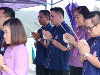 อธิการบดีนำทีมคณะผู้บริหารชุดใหม่,เข้าสักการะสิ่งศักดิ์สิทธิ์ภายในมหาวิทยาลัยพะเยาเพื่อความเป็นสิริมงคล