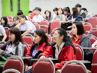 ฝ่ายวิชาการ,คณะศิลปศาสตร์,จัดโครงการพัฒนาศักยภาพนิสิตศิลปศาสตร์,2561,เพื่อเสริมสร้างศักยภาพ,ความรู้,และ,ประสบการณ์,ก่อนการฝึกงานแก่นิสิตปี,4
