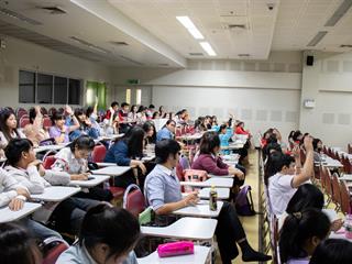 ฝ่ายวิชาการ,คณะศิลปศาสตร์,จัดโครงการพัฒนาศักยภาพนิสิตศิลปศาสตร์,2561,เพื่อเสริมสร้างศักยภาพ,ความรู้,และ,ประสบการณ์,ก่อนการฝึกงานแก่นิสิตปี,4