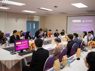 นิคมอุตสาหกรรมปิ่นทอง,เข้าศึกษาดูงาน,ณ,คณะศิลปศาสตร์,มหาวิทยาลัยพะเยา,เพื่อวางแผนความร่วมมือและเพิ่มประสิทธิภาพแก่นักศึกษาฝึกงานในอนาคต