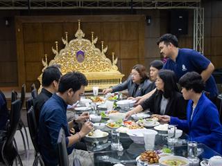 นิคมอุตสาหกรรมปิ่นทอง,เข้าศึกษาดูงาน,ณ,คณะศิลปศาสตร์,มหาวิทยาลัยพะเยา,เพื่อวางแผนความร่วมมือและเพิ่มประสิทธิภาพแก่นักศึกษาฝึกงานในอนาคต