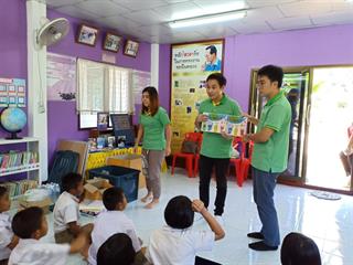ศูนย์บรรณสารและสื่อการศึกษา,ร่วมกับคณะศิลปศาสตร์,มหาวิทยาลัยพะเยา,,,,,,,,,,,,,,,,,,,,,,,,,,,,,,,ลงพื้นที่ดำเนินโครงการ,“ปันรักห้องสมุดเพื่อการเรียนรู้,ปี,4”,,ณ,โรงเรียนตำรวจตระเวนชายแดนเบ็ตตี้ดูเมน,อำเภอปง,จังหวัดพะเยา