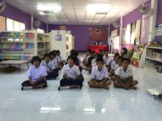 ศูนย์บรรณสารและสื่อการศึกษา,ร่วมกับคณะศิลปศาสตร์,มหาวิทยาลัยพะเยา,,,,,,,,,,,,,,,,,,,,,,,,,,,,,,,ลงพื้นที่ดำเนินโครงการ,“ปันรักห้องสมุดเพื่อการเรียนรู้,ปี,4”,,ณ,โรงเรียนตำรวจตระเวนชายแดนเบ็ตตี้ดูเมน,อำเภอปง,จังหวัดพะเยา