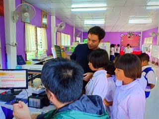 ศูนย์บรรณสารและสื่อการศึกษา,ร่วมกับคณะศิลปศาสตร์,มหาวิทยาลัยพะเยา,,,,,,,,,,,,,,,,,,,,,,,,,,,,,,,ลงพื้นที่ดำเนินโครงการ,“ปันรักห้องสมุดเพื่อการเรียนรู้,ปี,4”,,ณ,โรงเรียนตำรวจตระเวนชายแดนเบ็ตตี้ดูเมน,อำเภอปง,จังหวัดพะเยา