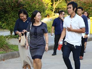รักษาการแทนอธิการบดีมหาวิทยาลัยพะเยา,พร้อมคณะผู้บริหารลงพื้นที่เยี่ยมชมหอพักนิสิต(UP,DORM),เพื่อรับทราบปัญหาต่างๆ,รวมถึงการปรับปรุงสภาพแวดล้อมให้นิสิตใช้ชีวิตอย่างความสุขในรั้วมหาวิทยาลัยแห่งนี้