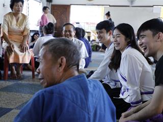 คณะทันตแพทยศาสตร์,มหาวิทยาลัยพะเยา,จัดพิธีสานสายใยรักฝากชีวิต