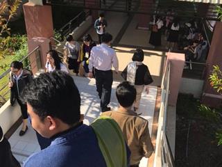 รักษาการแทนอธิการบดี,พร้อมคณะผู้บริหาร,ลงพื้นที่ตรวจโรงอาหาร,เพื่อสำรวจความเรียบร้อย,พร้อมเตรียมปรับปรุงภูมิทัศน์ให้สวยงามน่าอยู่ยิ่งขึ้น