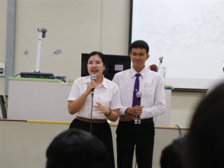 คณะรัฐศาสตร์และสังคมศาสตร์,มหาวิทยาลัยพะเยา,ดำเนินโครงการฝึกประสบการณ์วิชาชีพสำหรับนักพัฒนา-นักปกครอง,(กิจกรรมที่,1,การอบรมทักษะการสื่อสารและการพัฒนาบุคลิกภาพเพื่อการปฏิบัติงานอย่างมีประสิทธิภาพ)