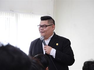 คณะรัฐศาสตร์และสังคมศาสตร์,มหาวิทยาลัยพะเยา,ดำเนินโครงการฝึกประสบการณ์วิชาชีพสำหรับนักพัฒนา-นักปกครอง,(กิจกรรมที่,1,การอบรมทักษะการสื่อสารและการพัฒนาบุคลิกภาพเพื่อการปฏิบัติงานอย่างมีประสิทธิภาพ)