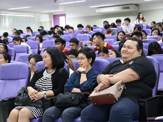 คณะรัฐศาสตร์และสังคมศาสตร์,มหาวิทยาลัยพะเยา,ดำเนินโครงการฝึกประสบการณ์วิชาชีพสำหรับนักพัฒนา-นักปกครอง,(กิจกรรมที่,2,การอบรมเสริมสร้างความรู้ด้านงานสารบรรณ:,งานสารบรรณนั้นสำคัญไฉน?)