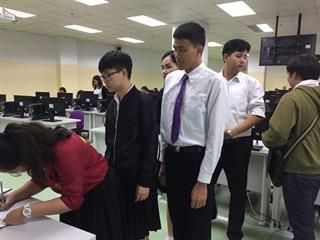 คณะรัฐศาสตร์และสังคมศาสตร์,มหาวิทยาลัยพะเยา,ดำเนินโครงการฝึกประสบการณ์วิชาชีพสำหรับนักพัฒนา-นักปกครอง,(กิจกรรมที่,4,การอบรมคอมพิวเตอร์พื้นฐานเพื่อการปฏิบัติงาน)