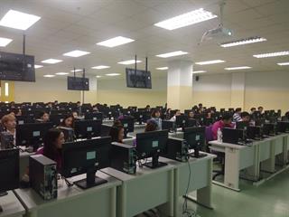 คณะรัฐศาสตร์และสังคมศาสตร์,มหาวิทยาลัยพะเยา,ดำเนินโครงการฝึกประสบการณ์วิชาชีพสำหรับนักพัฒนา-นักปกครอง,(กิจกรรมที่,4,การอบรมคอมพิวเตอร์พื้นฐานเพื่อการปฏิบัติงาน)