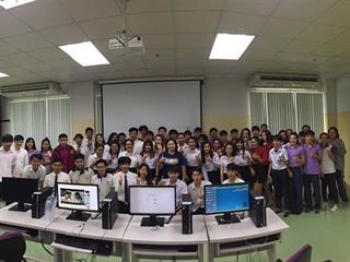 คณะรัฐศาสตร์และสังคมศาสตร์,มหาวิทยาลัยพะเยา,ดำเนินโครงการฝึกประสบการณ์วิชาชีพสำหรับนักพัฒนา-นักปกครอง,(กิจกรรมที่,4,การอบรมคอมพิวเตอร์พื้นฐานเพื่อการปฏิบัติงาน)