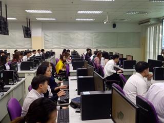 คณะรัฐศาสตร์และสังคมศาสตร์,มหาวิทยาลัยพะเยา,ดำเนินโครงการฝึกประสบการณ์วิชาชีพสำหรับนักพัฒนา-นักปกครอง,(กิจกรรมที่,4,การอบรมคอมพิวเตอร์พื้นฐานเพื่อการปฏิบัติงาน)