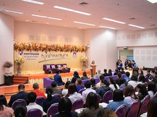 คณะศิลปศาสตร์,ร่วมกับ,ศูนย์สังคีตศิลป์,ธนาคารกรุงเทพ,และ,สมาคมนักเขียนแห่งประเทศไทย,,จัดโครงการสร้างสรรค์วรรณศิลป์,“กวีปากกาทอง”,ประจำปี,พ.ศ.,2561,,ณ,ห้อง,CE14206,คณะศิลปศาสตร์,มหาวิทยาลัยพะเยา
