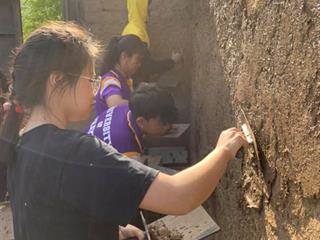 สาขาสถาปัตยกรรมศาสตร์,จัดกิจกรรมอบรมการปฏิบัติการการทำบ้านดิน,ณ,แหล่งเรียนรู้บ้านดินคำปู้จู้,จ.พะเยา