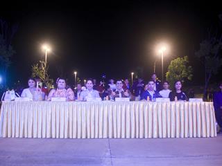 คณะศิลปศาสตร์,คณะรัฐศาสตร์และสังคมศาสตร์,และวิทยาลัยการศึกษา,ร่วมจัดงาน,“สืบสานตำนานแห่งสายนที,ประเพณียี่เป็ง,2561”,ณ,ถนนศรีโคมคำ,มหาวิทยาลัยพะเยา