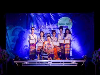คณะศิลปศาสตร์,คณะรัฐศาสตร์และสังคมศาสตร์,และวิทยาลัยการศึกษา,ร่วมจัดงาน,“สืบสานตำนานแห่งสายนที,ประเพณียี่เป็ง,2561”,ณ,ถนนศรีโคมคำ,มหาวิทยาลัยพะเยา