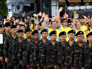 คณะผู้บริหาร,ม.พะเยา,ร่วมปั่นจักรยาน,ในกิจกรรมปั่นจักรยานเฉลิมพระเกียรติ,,"อุ่นไอรัก,คลายความหนาว,สายน้ำแห่งรัตนโกสินทร์",วันอาทิตย์ที่,9,ธ.ค.,2561