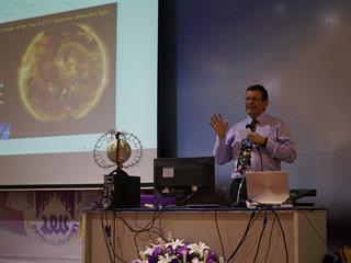 โรงเรียนสาธิตมหาวิทยาลัยพะเยา,ได้รับเกียรติจาก,Professor,Dr.David,John,Ruffolo,มาบรรยายพิเศษ
