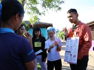 นิสิตทันตแพทย์ให้บริการตรวจสุขภาพช่องปากแก่ชุมชนในอำเภอภูซางจังหวัดพะเยา